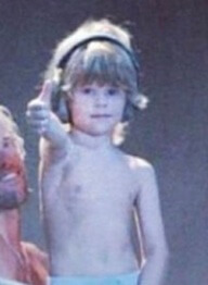 Who Is Oliver Shane Hawkins? Son Of Taylor Hawkins 